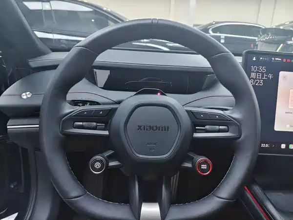 Xiaomi SU7 2024