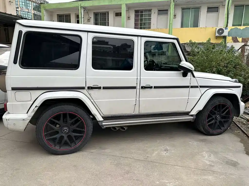 Mercedes-Benz G-Class 2016