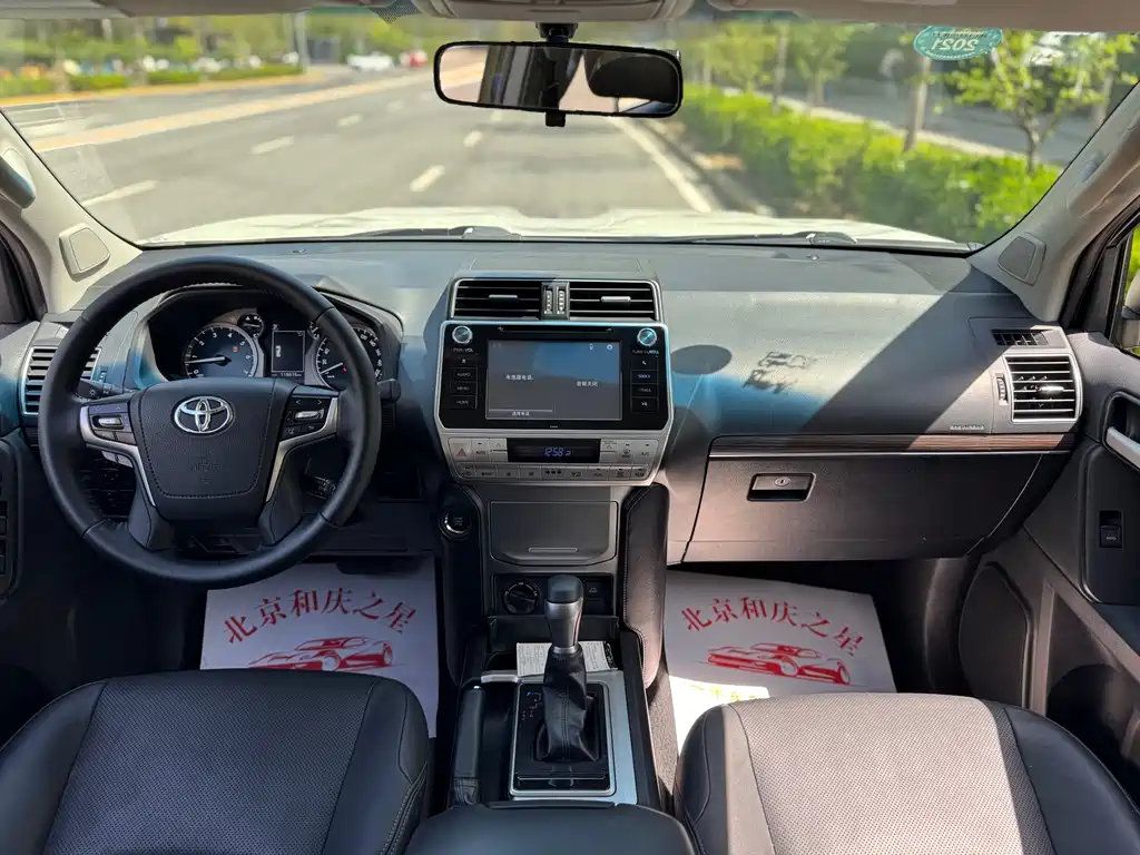 Toyota Prado 2018 — фото 12