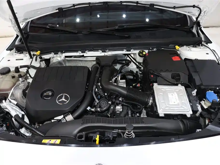 Mercedes-Benz A-Class 2023 — фото 19