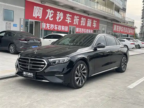 Mercedes-Benz E-Class 2025