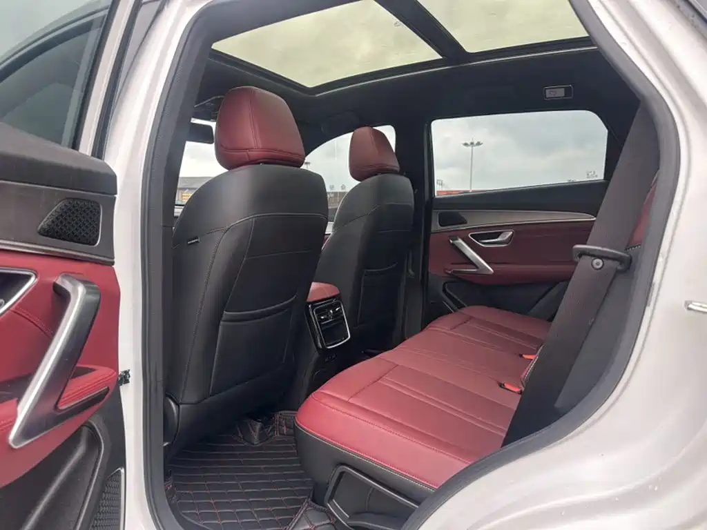Jetour Jietu X70 PLUS 2025 — фото 18