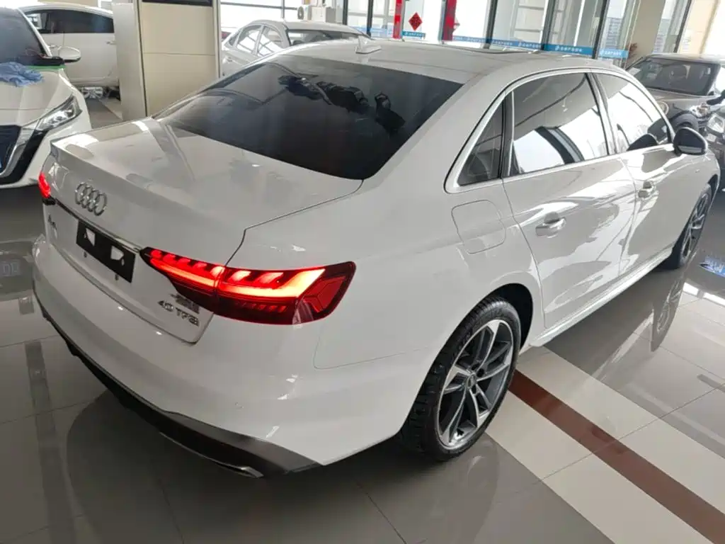 Audi A4L 2022