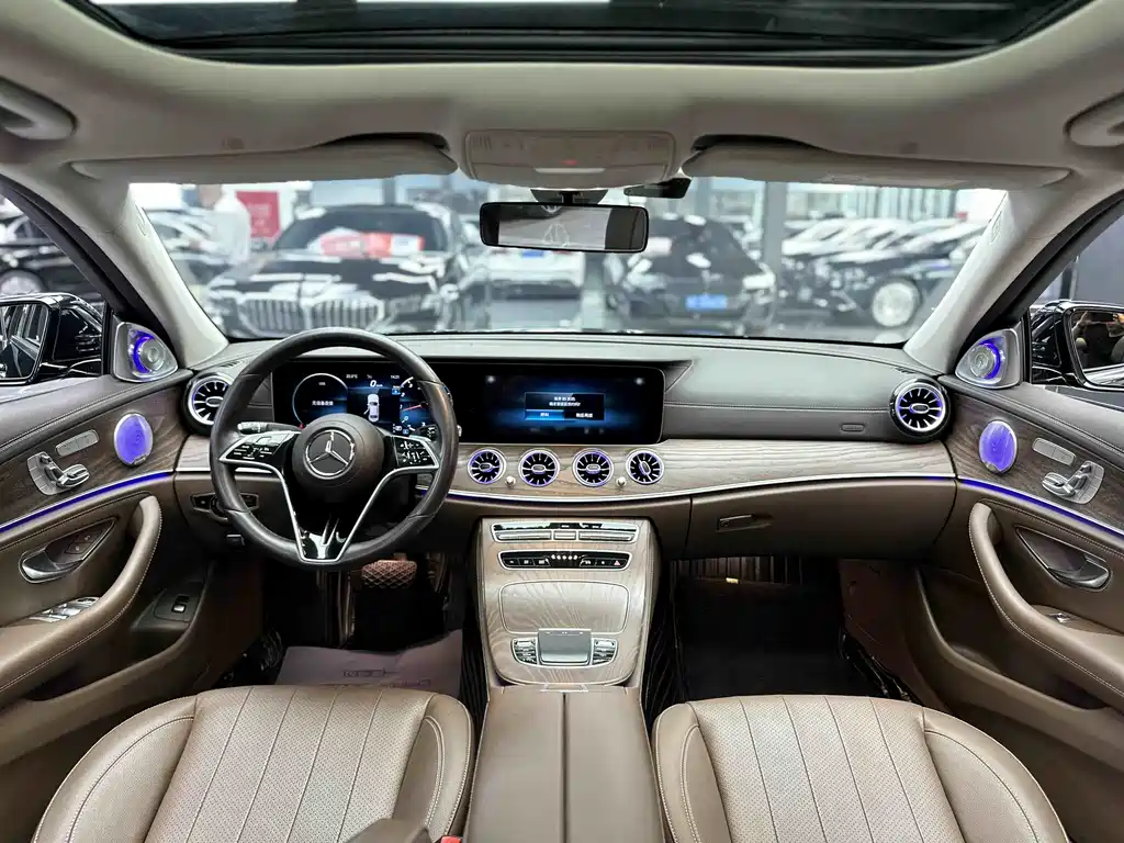 Mercedes-Benz E-Class 2023 — фото 5