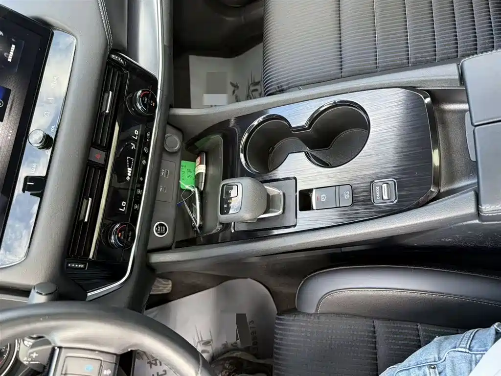 Nissan Qashqai 2023 — фото 16