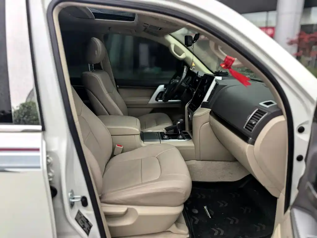 Toyota Land Cruiser 2020 — фото 20