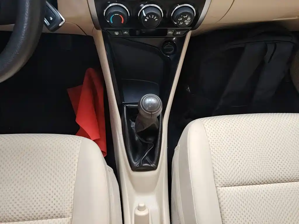 Toyota Vios 2014 — фото 14