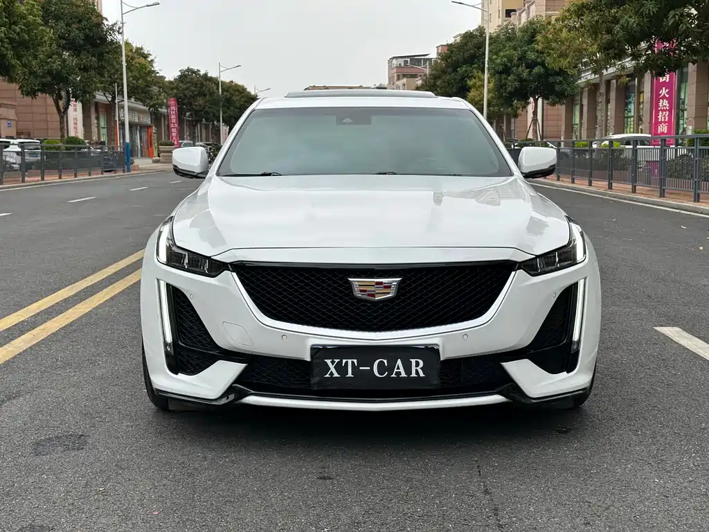 Cadillac CT5 2020 — фото 2