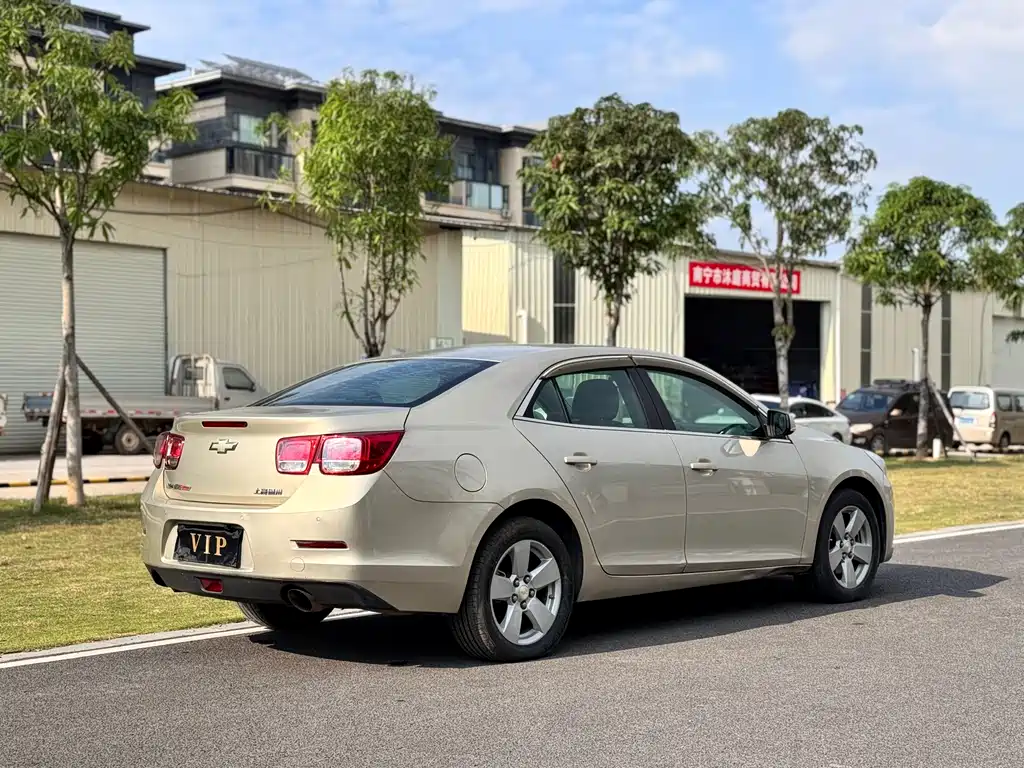 Chevrolet Malibu 2015 — фото 18