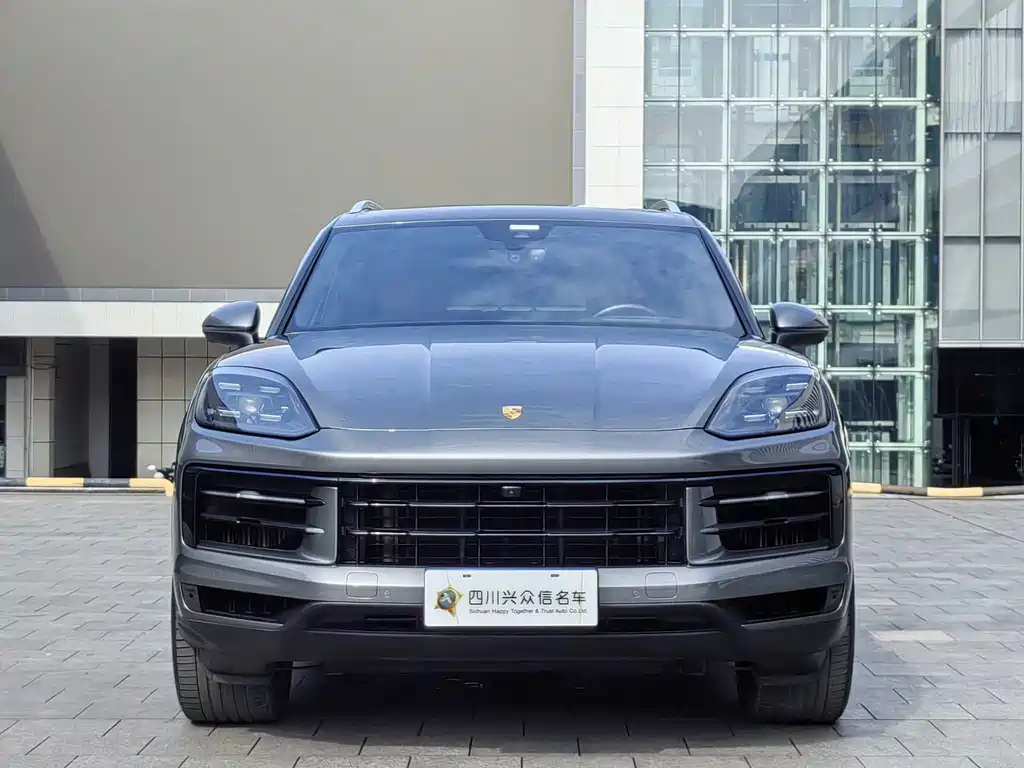 Porsche Cayenne 2023