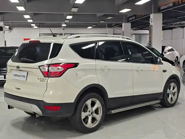 Ford Kuga 2017