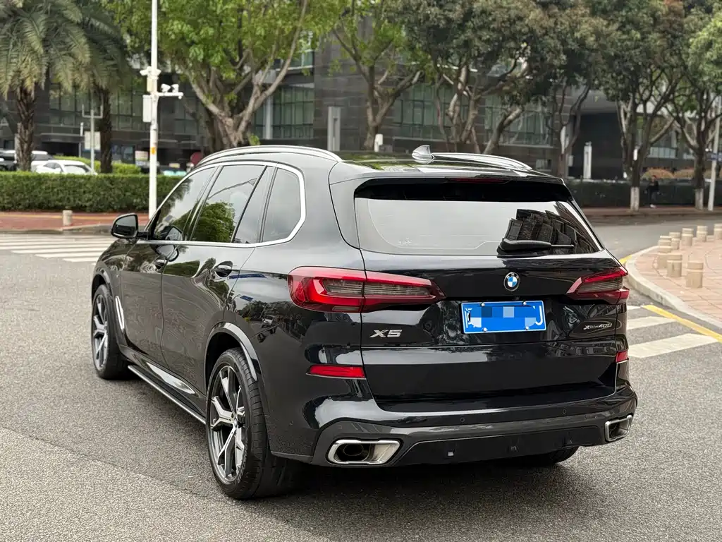 BMW X5 2023 — фото 9