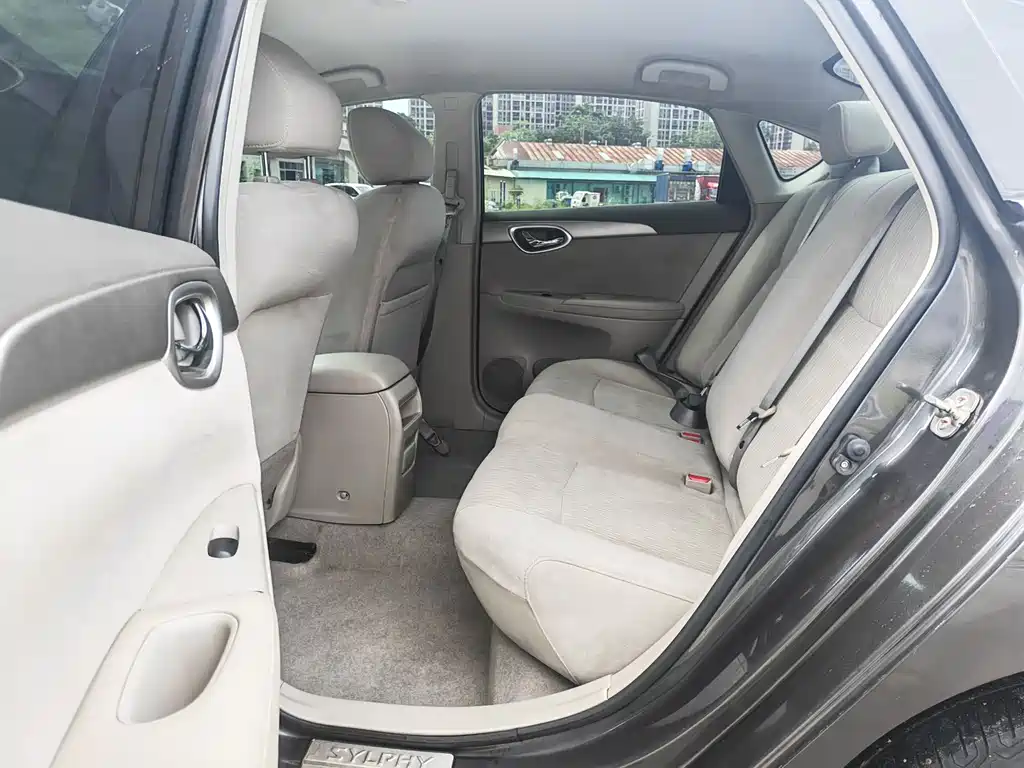 Nissan Sylphy 2015
