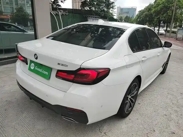 BMW 5 Series 2023