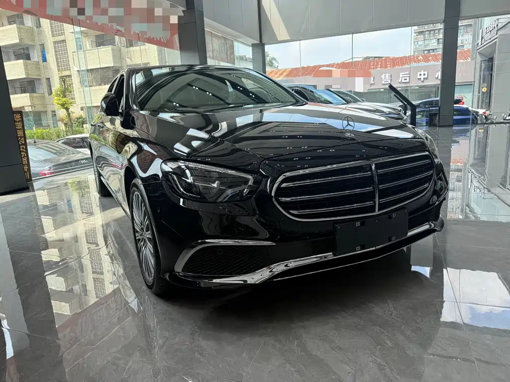 Mercedes-Benz E-Class 2021