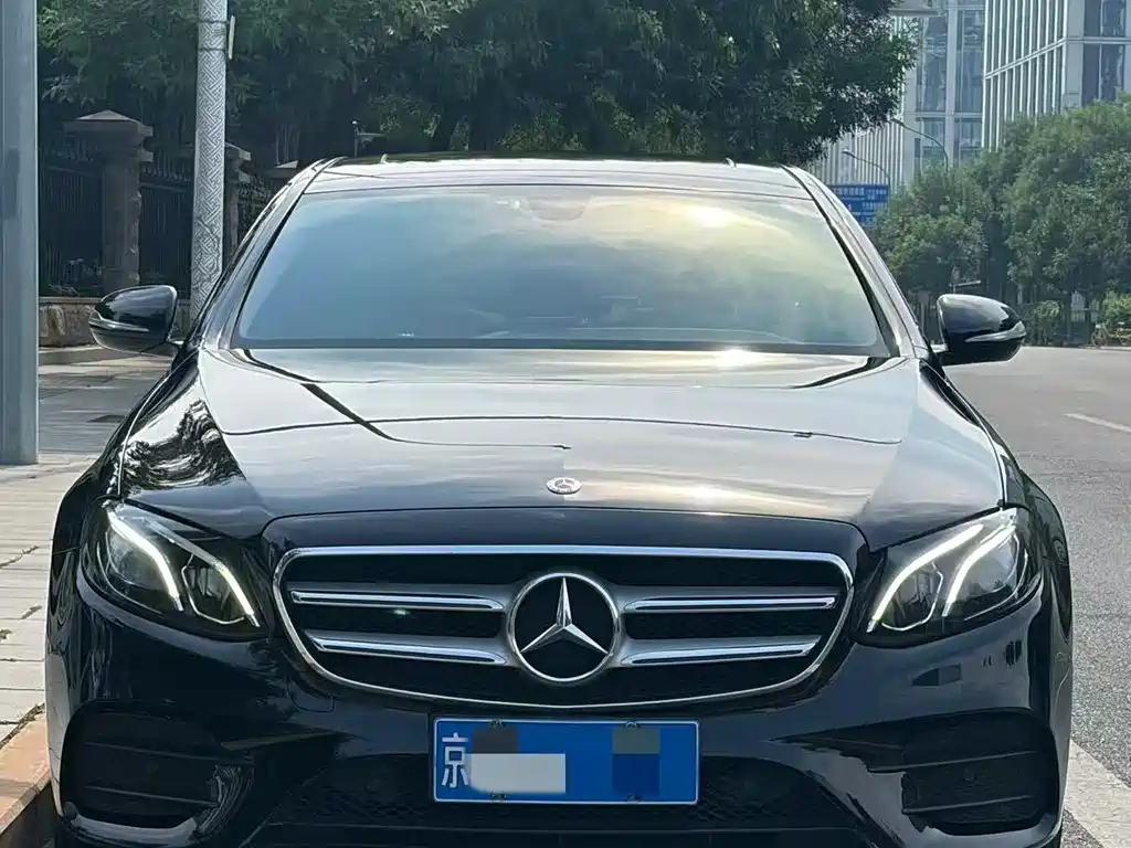 Mercedes-Benz E-Class 2018