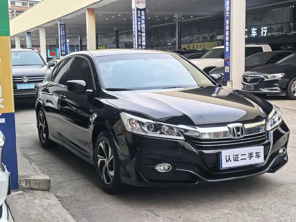 Honda Accord 2018 — фото 3