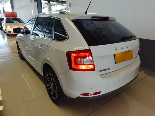 Skoda Rapid Spaceback 2019