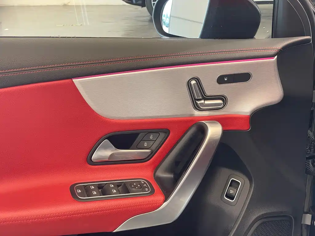 Mercedes-Benz A-Class AMG 2022 — фото 9
