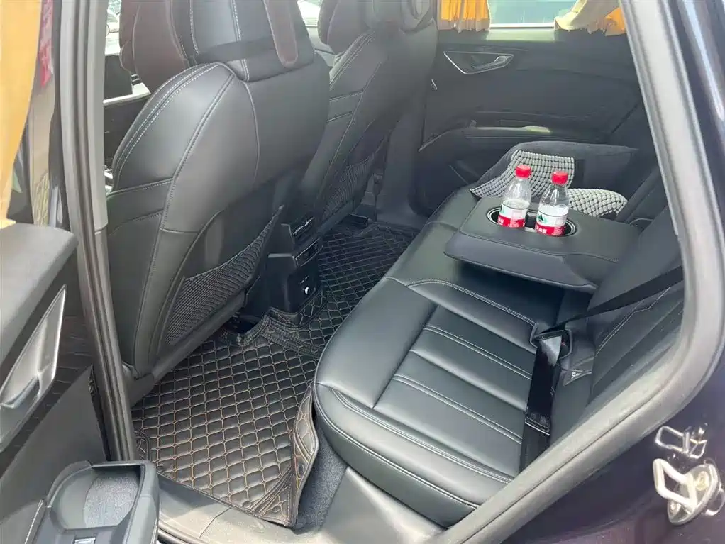 Audi Q4 e-tron 2024