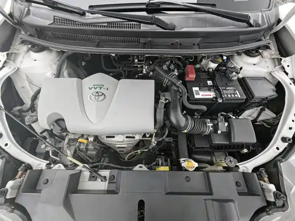 Toyota Yaris L 2016
