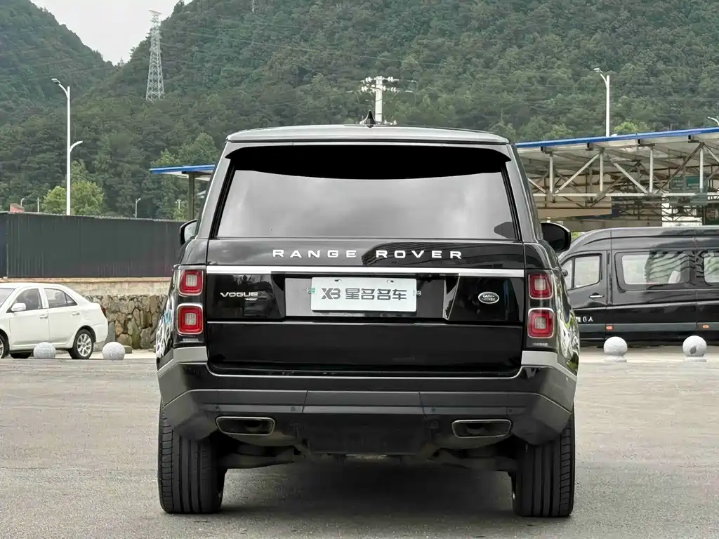 Land Rover Range Rover 2022 — фото 16