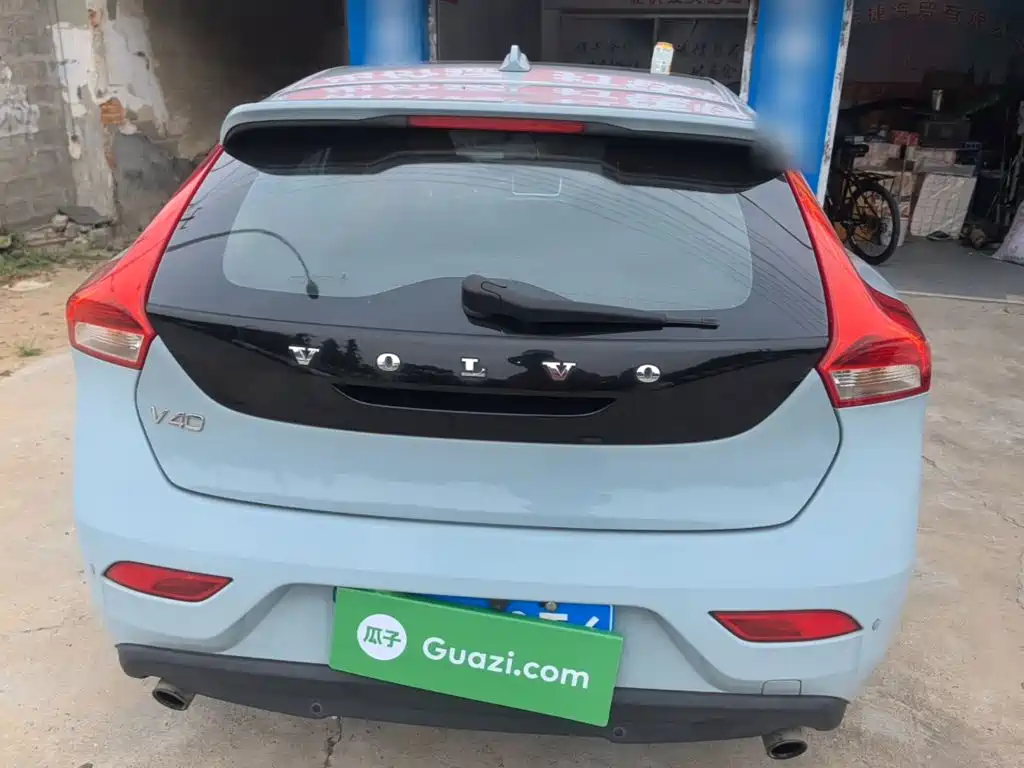 Volvo V40 2016
