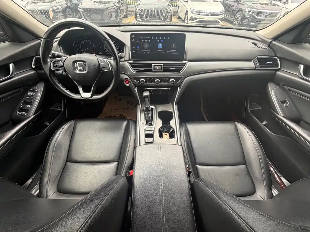 Honda Accord 2022 — фото 15