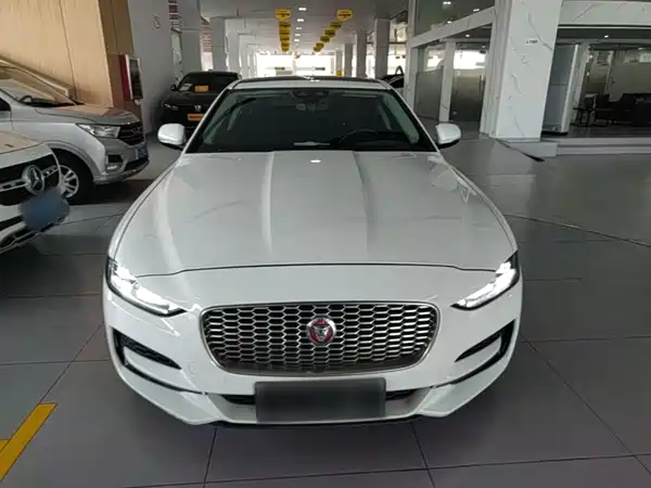 Jaguar XEL 2020