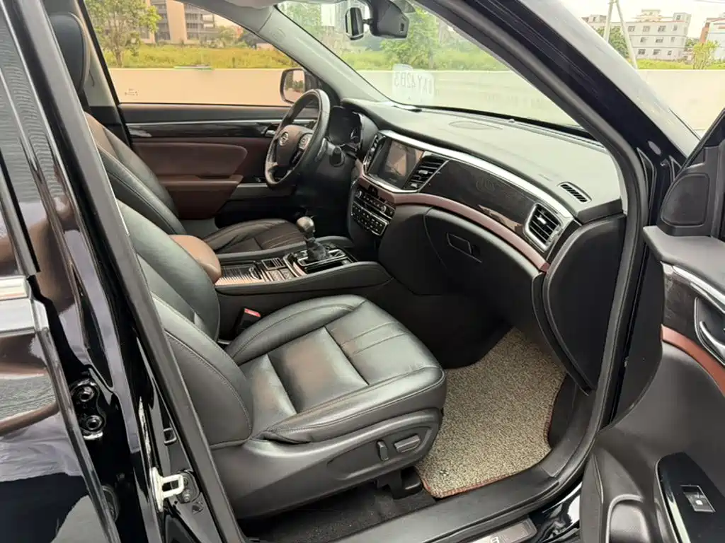 GAC Motor Trumpchi GS8 2019 — фото 20