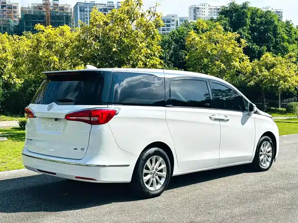 Buick GL8 2018