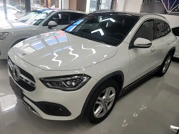 Mercedes-Benz GLA 2023
