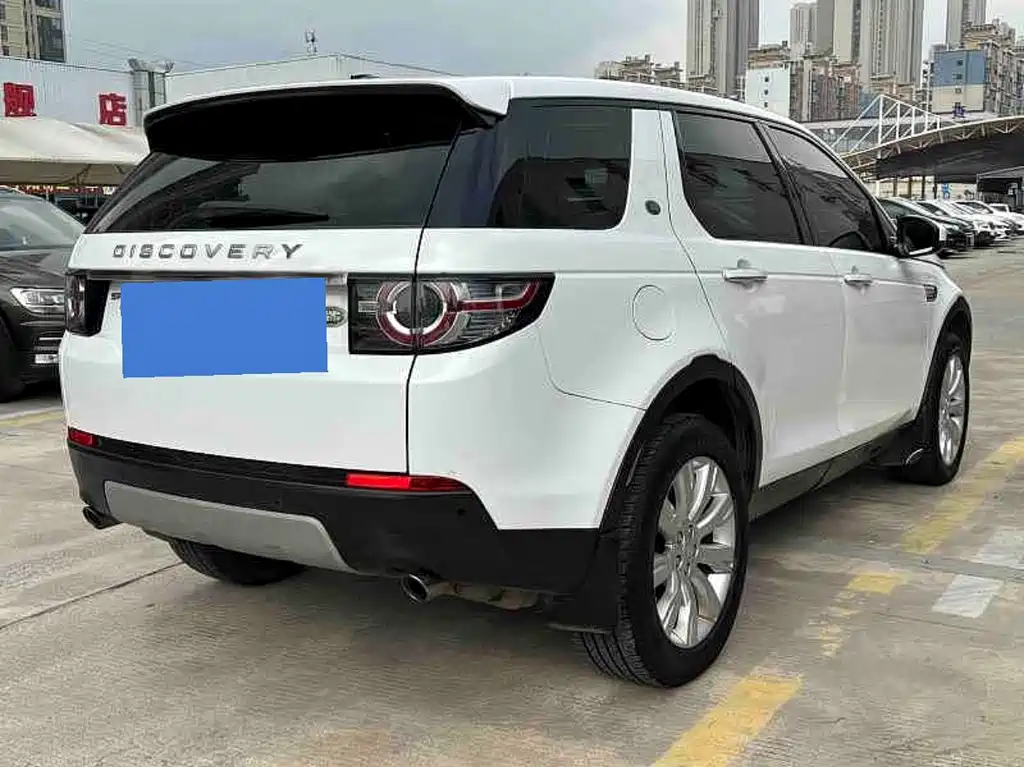 Land Rover Discovery Sport 2017 — фото 7