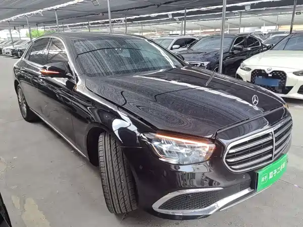 Mercedes-Benz E-Class 2023