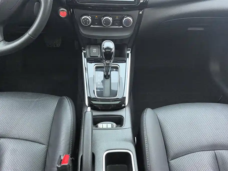 Nissan Sylphy 2018 — фото 16
