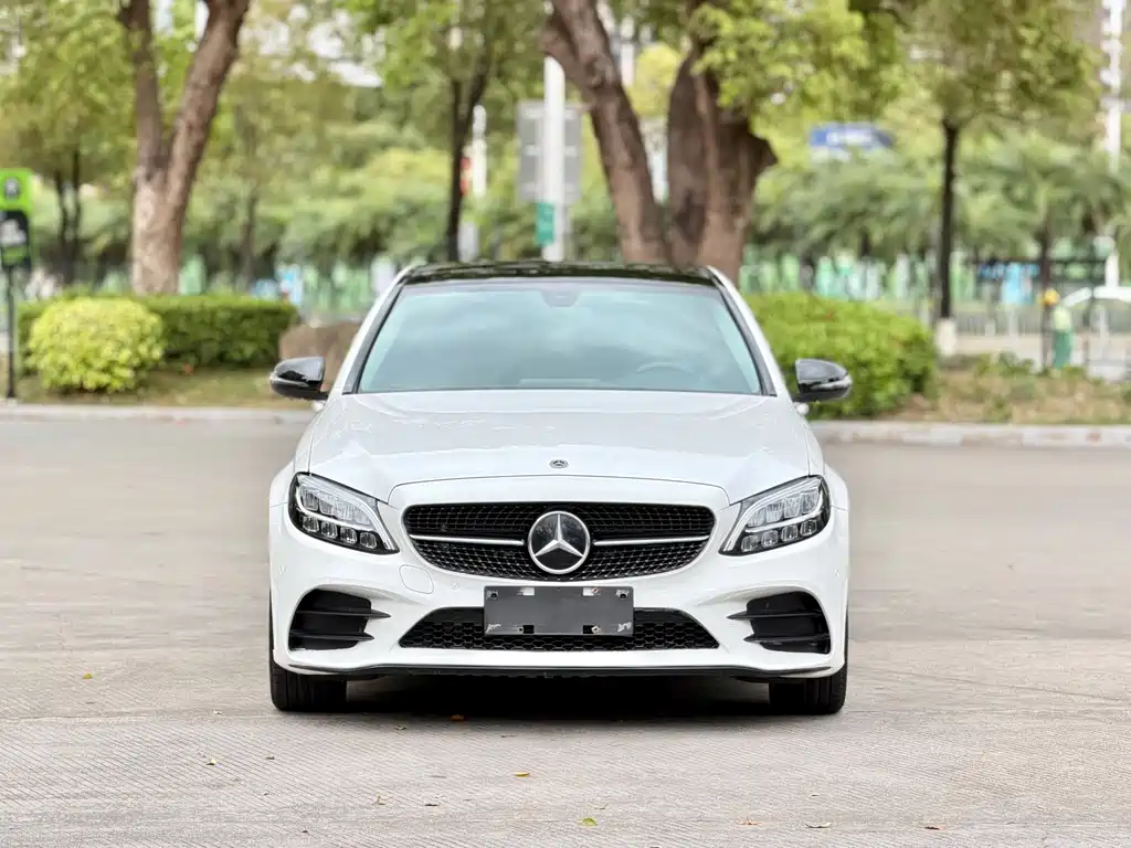 Mercedes-Benz C-Class 2022 — фото 2