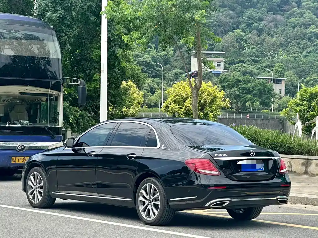 Mercedes-Benz E-Class 2019