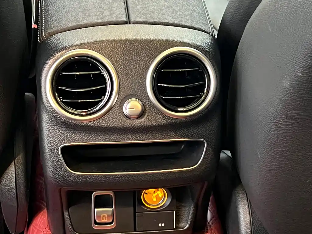 Mercedes-Benz C-Class 2021 — фото 12