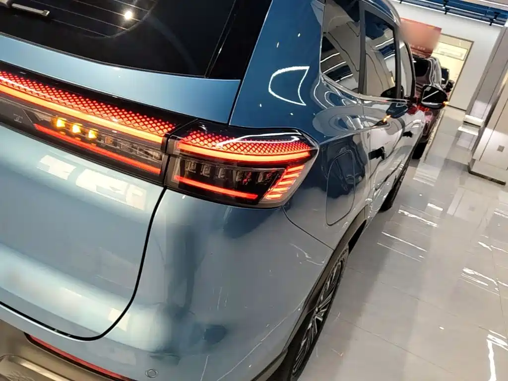 Chery Tiggo 8 PLUS C-DM 2025 — фото 8