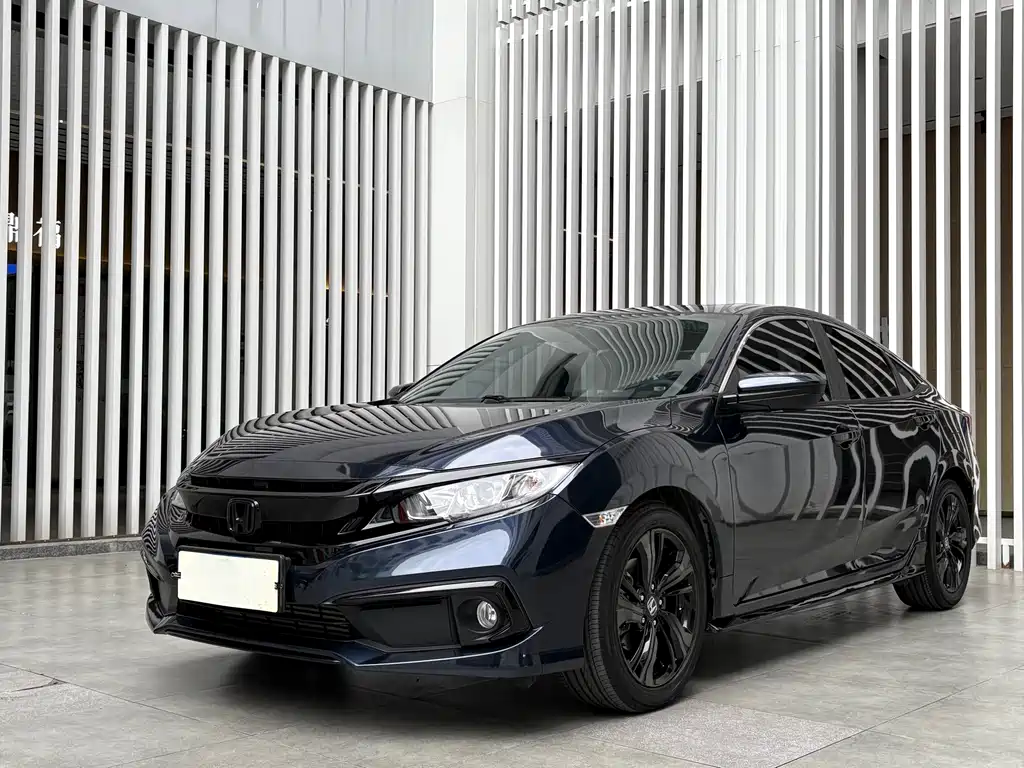 Honda Civic 2021 — фото 1