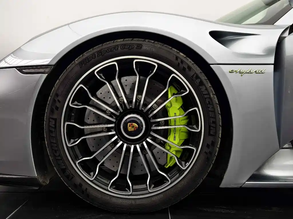 Porsche 918 Spyder 2016 — фото 4