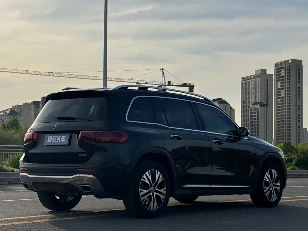 Mercedes-Benz GLB 2024 — фото 10