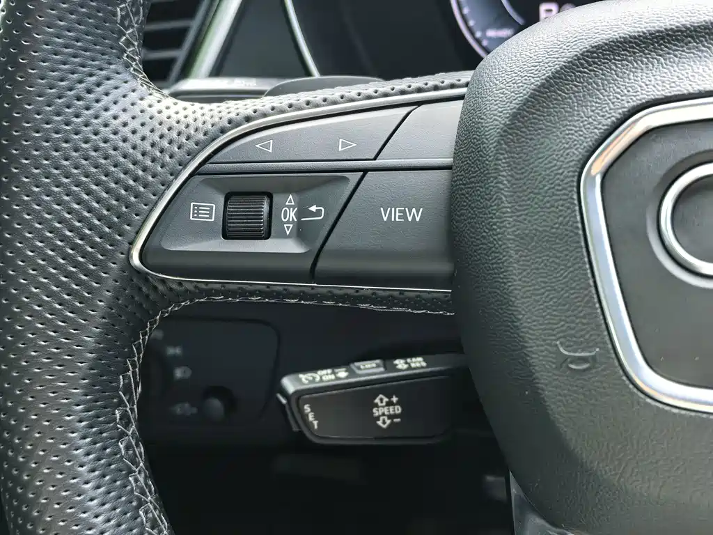 Audi Q5L 2021 — фото 22