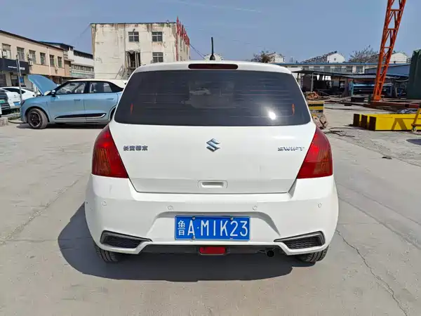 Suzuki Swift 2014