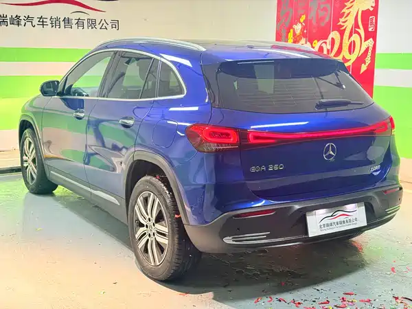 Mercedes-Benz EQA 2024
