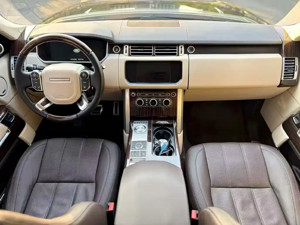 Land Rover Range Rover 2018 — фото 13