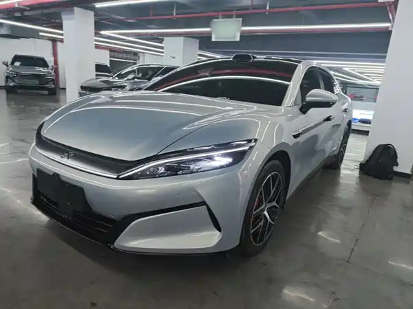 BYD Han L 2025