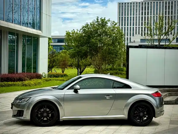 Audi TT 2016