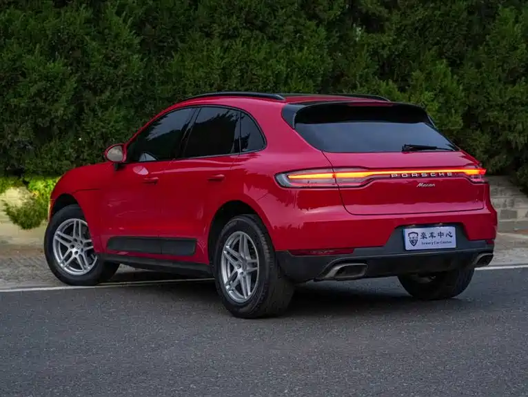 Porsche Macan 2021