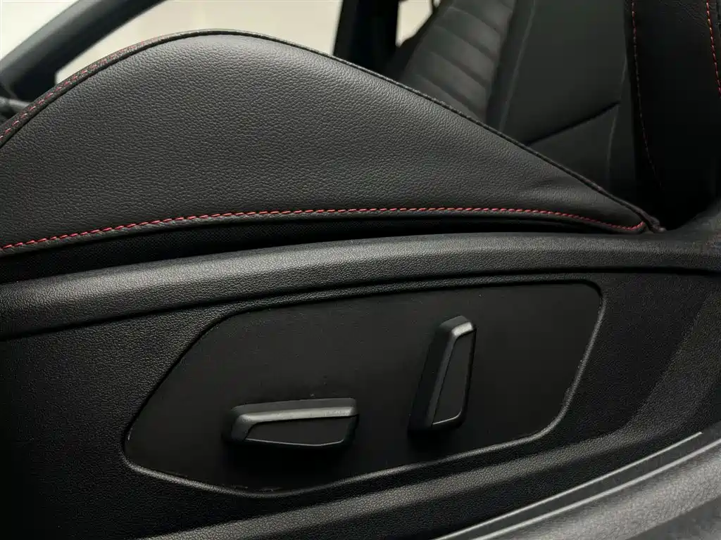 Hyundai Elantra 2024 — фото 17